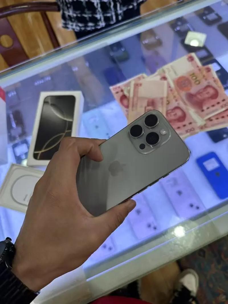 優(yōu)品科技二手電子產(chǎn)品批發(fā)中心.蘋果16pro 256g 國行